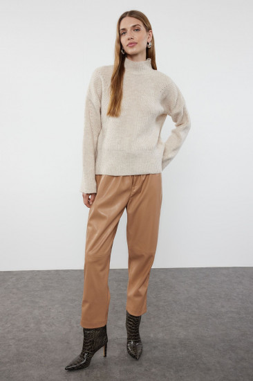 Свитер женский