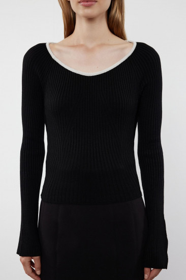 Свитер женский