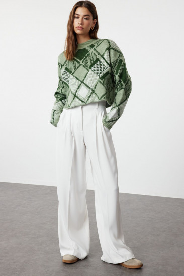 Свитер женский