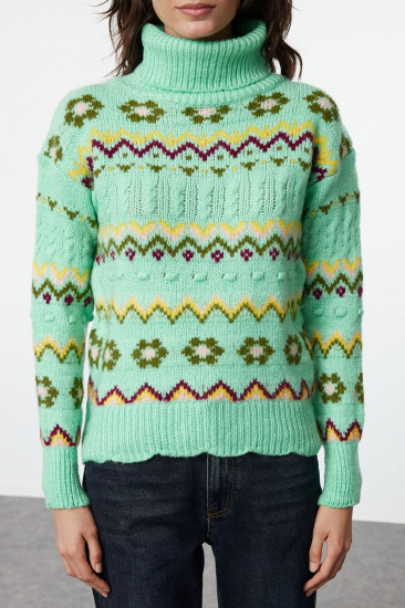 Свитер женский