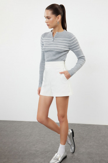 Свитер женский