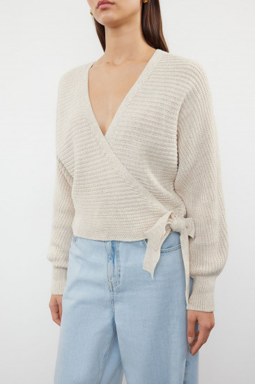 Свитер женский