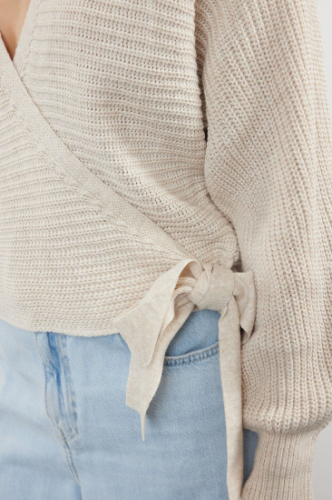 Свитер женский