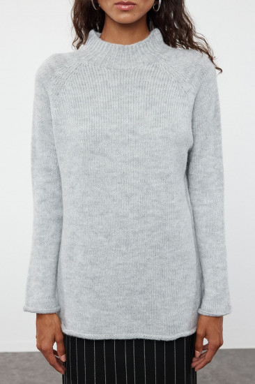 Свитер женский