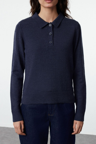 Свитер женский