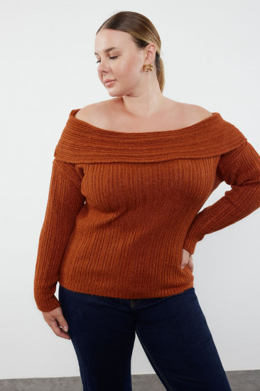 Свитер женский