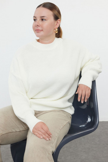 Свитер женский