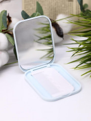 Зеркало компактное с расческой «Bear loves strawberry» - Фото 4