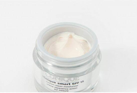 Крем интеллектуальный восстанавливающий дневной «Smart Custom-Repair Moisturizer» SPF 15