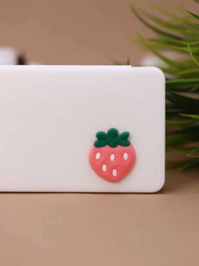 Пенал пластиковый «Tiny strawberry»
