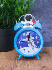 Часы-будильник «Astronaut on the moon» - Фото 1