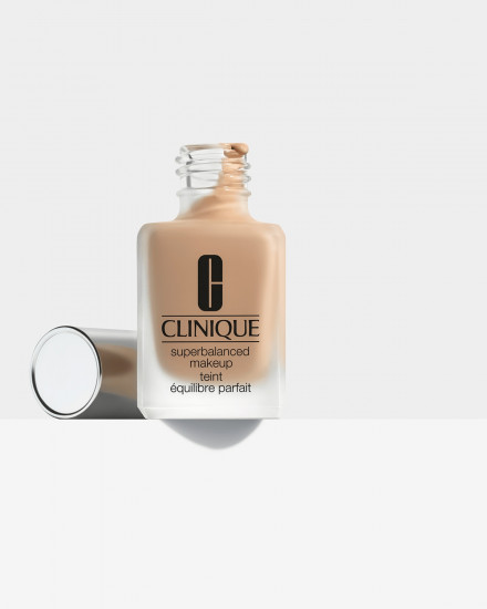 Тональный крем «Superbalanced Makeup», оттенок CN60 Linen