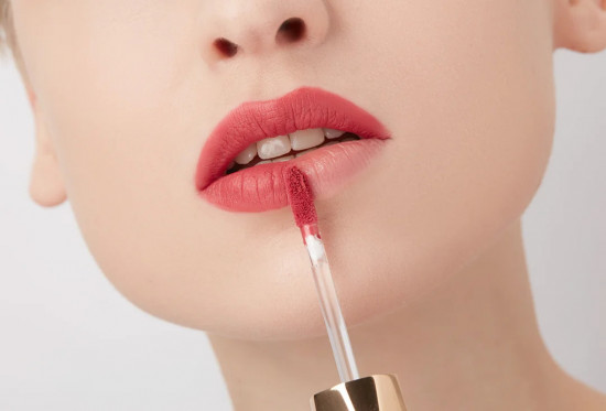 Помада-мусс для губ «Pure Color Whipped Matte Lip Color With Moringa Butter», тон 924 Soft Hearted
