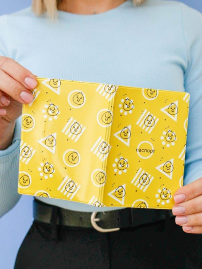 Обложка для паспорта «Crazy duck yellow»