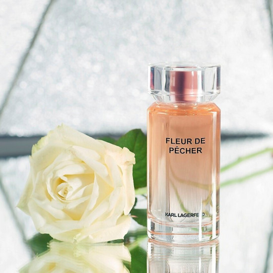 Парфюмированная вода «Fleur de Pecher»