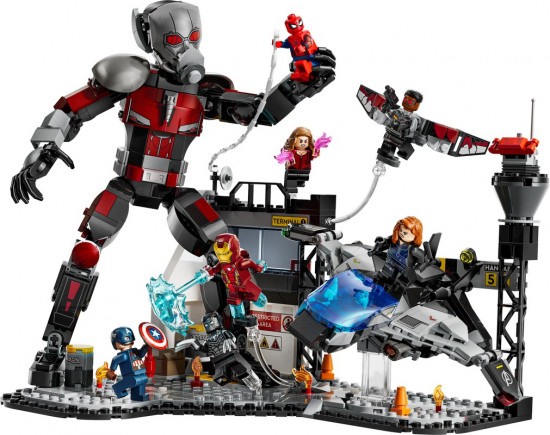 Конструктор LEGO® 76314 «Первый мститель: противостояние»: Напряженная схватка