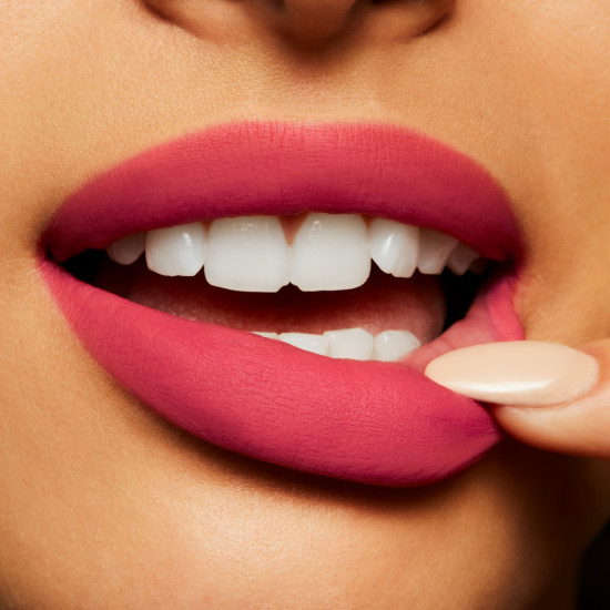 Помада для губ жидкая «Powder Kiss Liquid Lipcolour», тон A Little Tamed