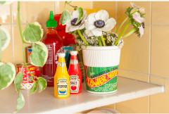 Набор из солонки и перечницы «Corner Shop, Ketchup Mustard» - Фото 5