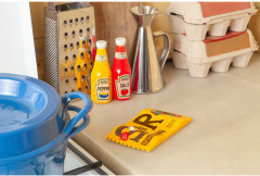 Набор из солонки и перечницы «Corner Shop, Ketchup Mustard» - Фото 6