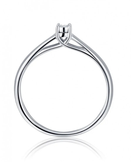 Кольцо из серебра с бриллиантом