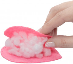 Игрушка-брелок своими руками «Сердечко с вишенками» - Фото 5