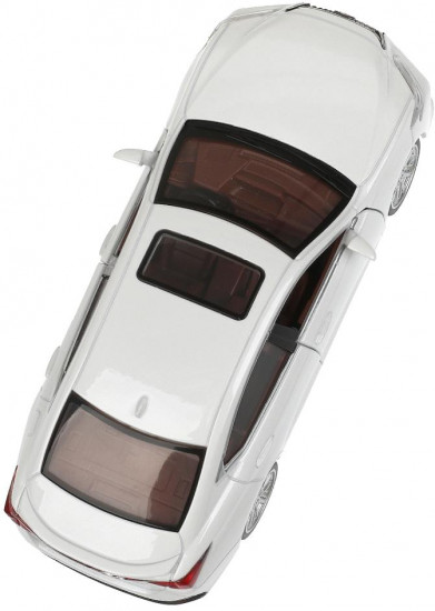 Машина «Lexus ES 300h»