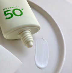 Солнцезащитный крем для лица с пантенолом SPF50+ PA++++ «Panthe-Calming Sun Cream» - Фото 1
