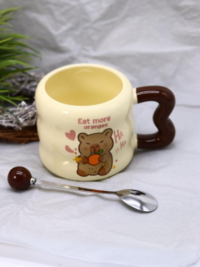 Кружка с ложкой «Capybara eat more orange»