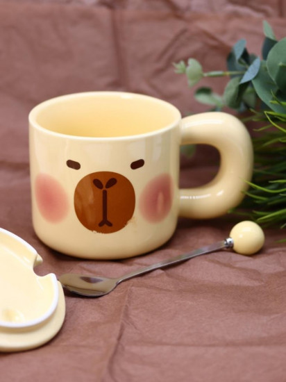 Кружка с крышкой и ложкой «Capybara with tangerine»