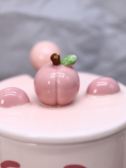 Кружка с крышкой и ложкой «Capybara with peach»