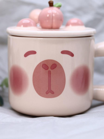 Кружка с крышкой и ложкой «Capybara with peach»