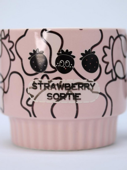 Кружка с крышкой и ложкой «Strawberry sortie»