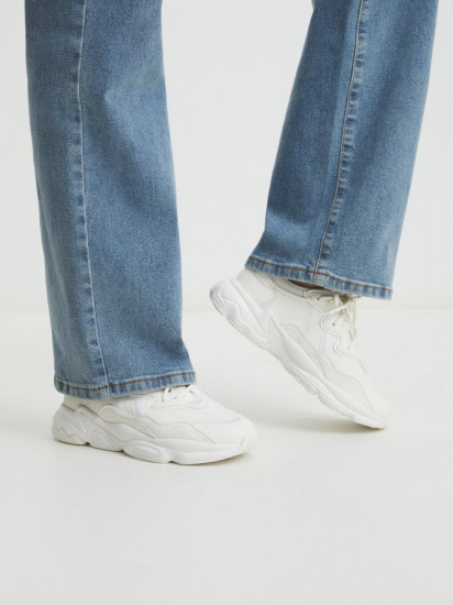 Кроссовки женские