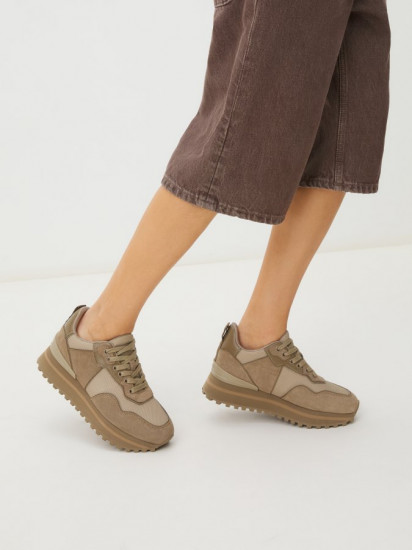 Кроссовки женские