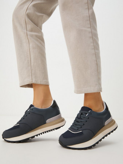 Кроссовки женские