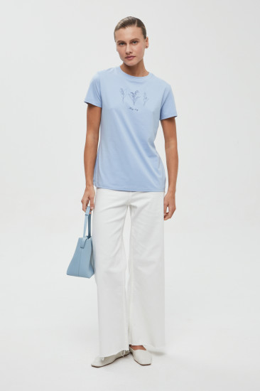 Футболка женская приталенного силуэта