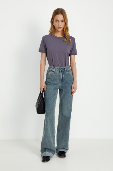 Футболка женская приталенного силуэта