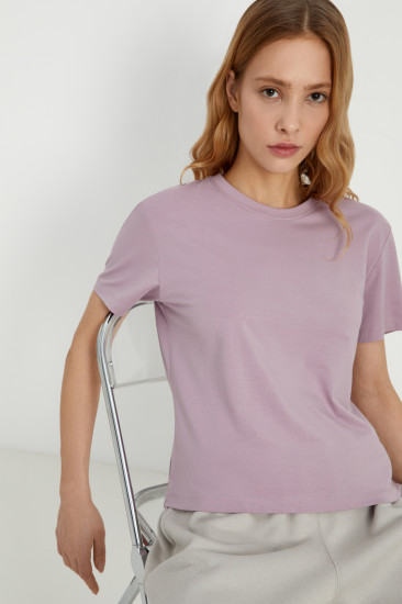 Футболка женская приталенного силуэта