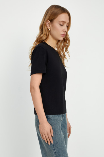 Футболка женская приталенного силуэта