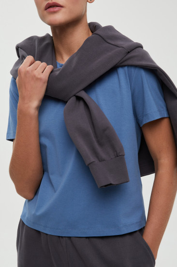 Футболка женская приталенного силуэта