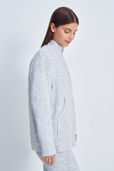 Джемпер женский на молнии с карманами