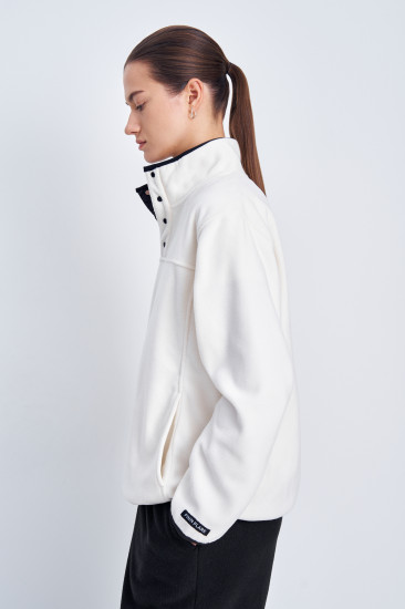 Толстовка женская с контрастной отделкой и воротником-стойкой