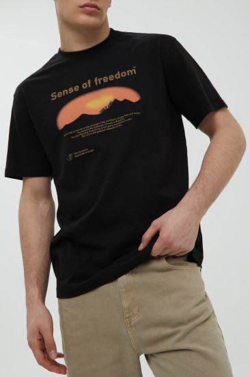 Футболка мужская из хлопка с принтом