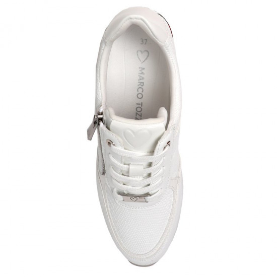 Кроссовки женские