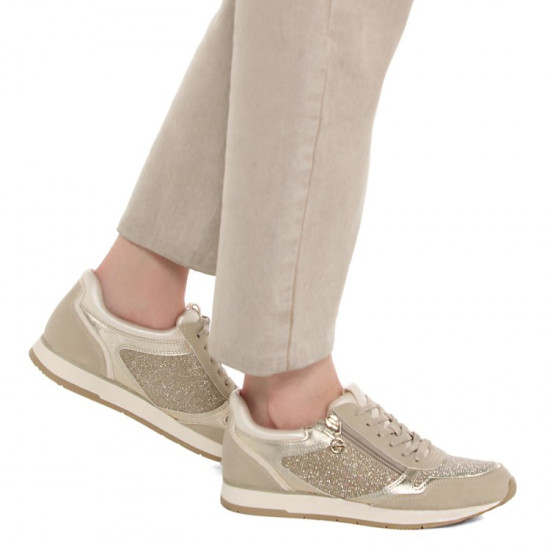 Кроссовки женские