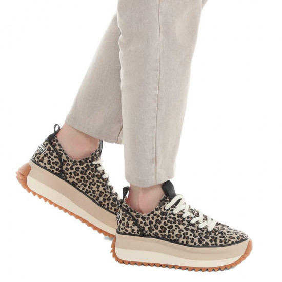 Кроссовки женские