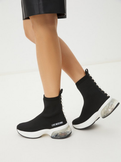 Кроссовки женские