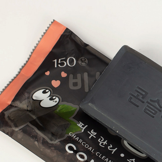 Мыло для умывания выравнивающее с древесным углём «Charcoal Cleansing Soap»
