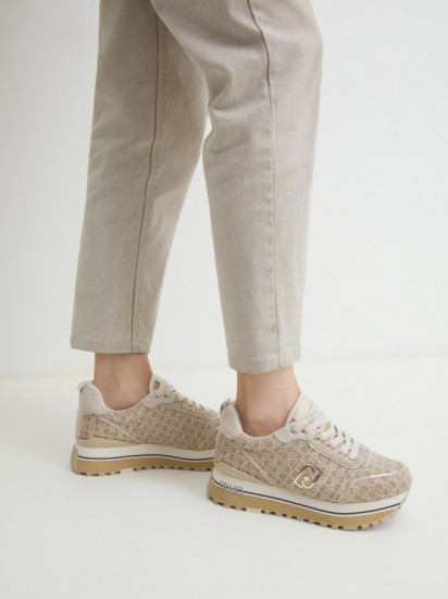 Кроссовки женские