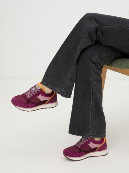 Кроссовки женские